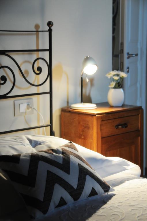 Massoni Bed And Breakfast Peschiera del Garda Eksteriør bilde
